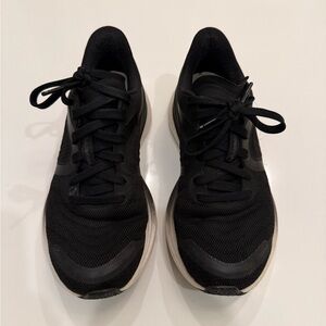 lululemon athletica blissfeel run 2 Black and White Sneakers